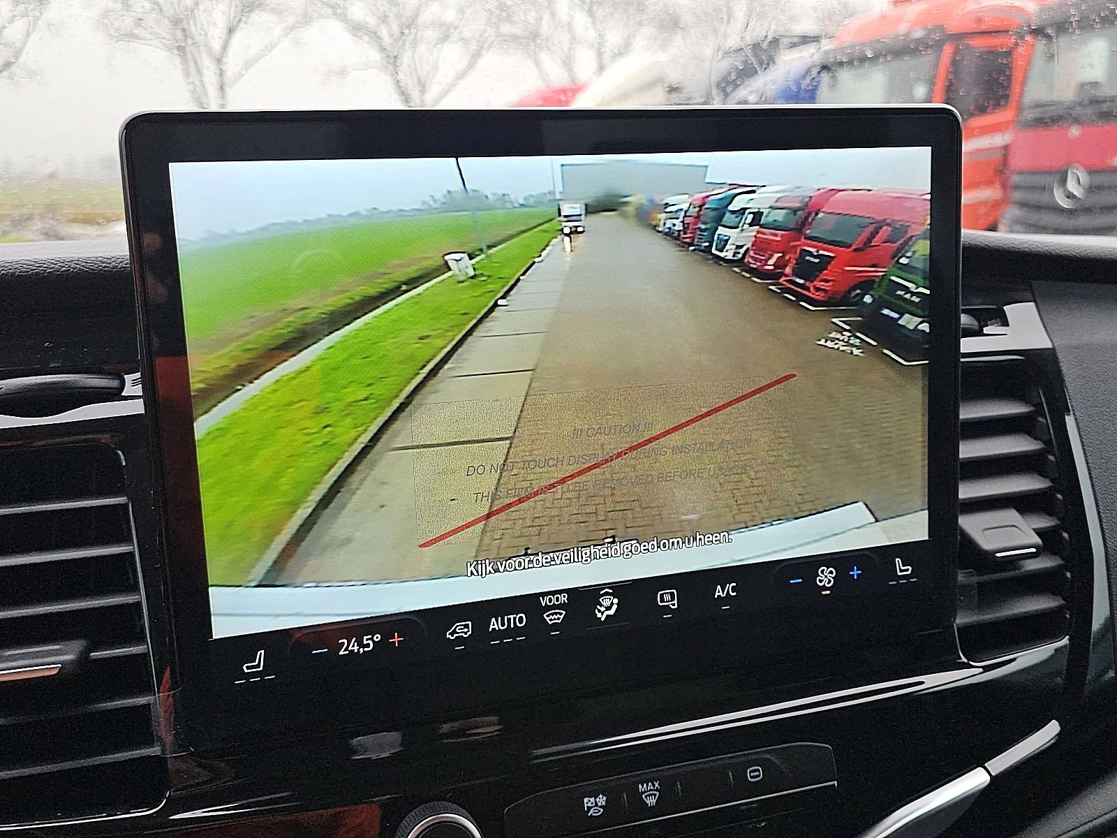 Ford E-Transit 2025 изображение 20