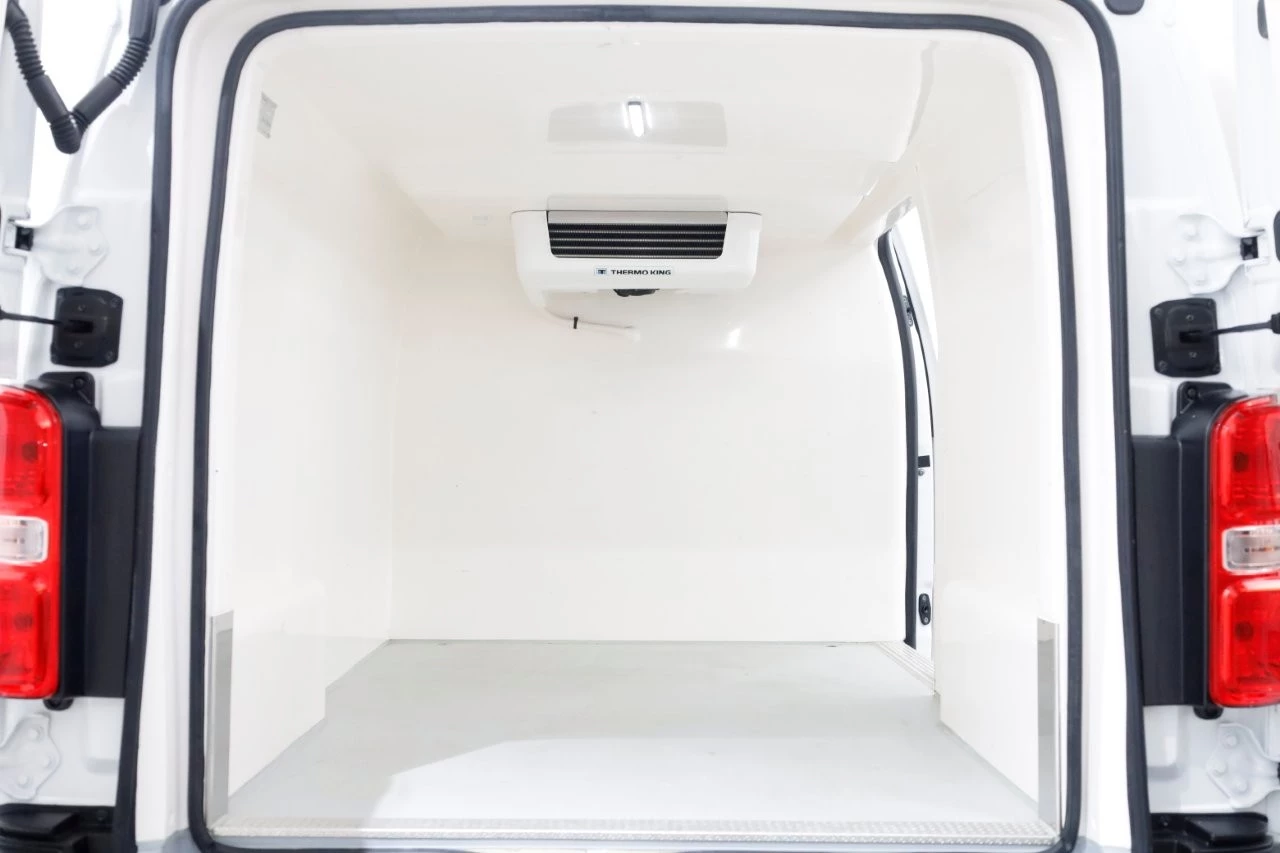 Peugeot Expert 2022 - 1.5 BlueHDI 102pk Koelwagen/Vriezer 12V+230V 04-2022 imagem 6