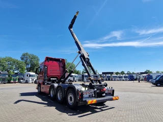 MAN TGX 2018 - 35.500 8x4*4 - Hyva Hooklift - Custom interior - Steering axle rear - Euro 6 image 34