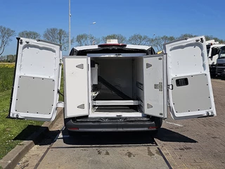 Mercedes-Benz Vito 2024 - 110 bild 12