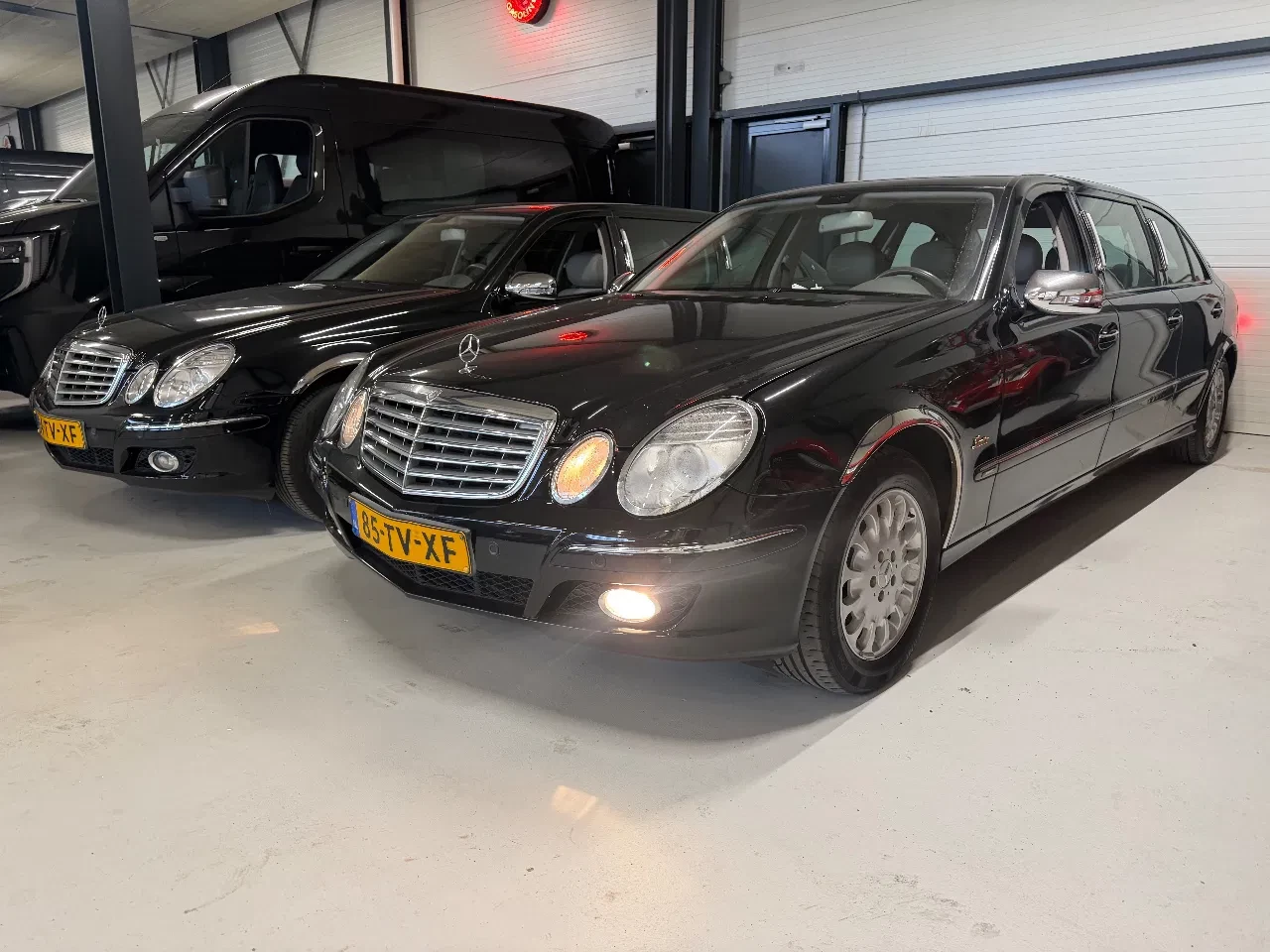 Mercedes-Benz E-Class 2007 - 200 Kompressor Limousine 8 Persoons Automaat Airco Cruisecontrol 93000KM obrázek 2