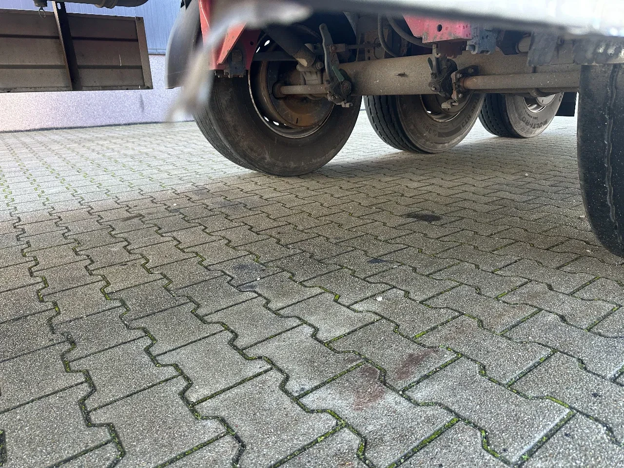 Pacton 2020 - NIEUWE ZEILEN / alu zijborden + planken / hardhouten vloer / NL-trailer / APK: 08-2026 Bild 24