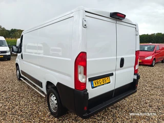Peugeot Boxer 2022 - 2.2 BlueHDi 120 L2H1 , 1e Eig , Euro 6 , Apk 8-2027 , Lang model , Airco cruise camera. afbeelding 3 miniatuur