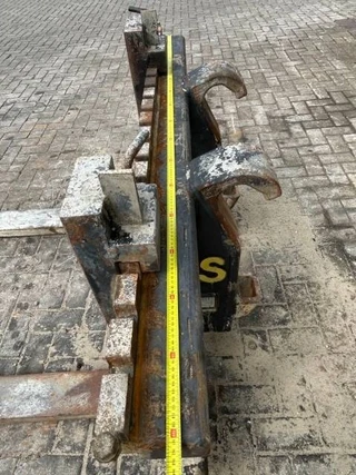 - Palet fork Doosan Aansluiting image 3 miniature