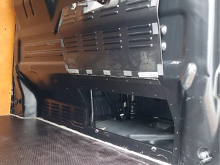 Ford Transit Custom 2024 - 2.0 TDCI 136pk Euro 6 L2 Lang LIMITED - Apple Carplay - Camera - Cruise obrazek 18