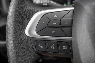 Iveco Daily 2024 - 35S18 | 3.0L 180PK | Automaat | NW MODEL | 3.5T Trekgewicht | Camera | Carplay | Climate image 16