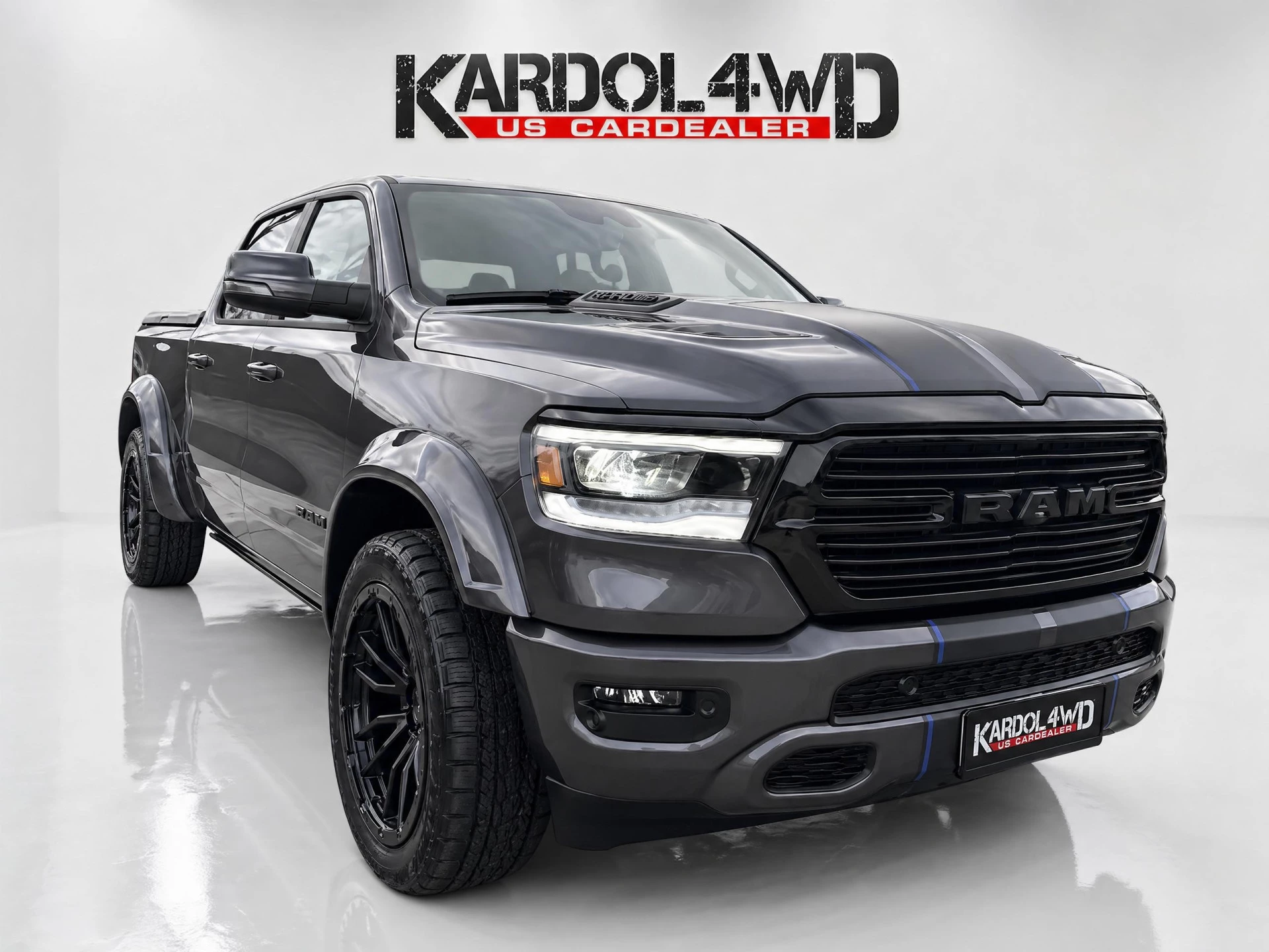 Dodge Ram 1500 2024 - 5.7 V8 4x4 Crew Cab Sport | Incl. Tonneau cover | Special striping| Wide boddy | Fuell velgenset| afbeelding 3