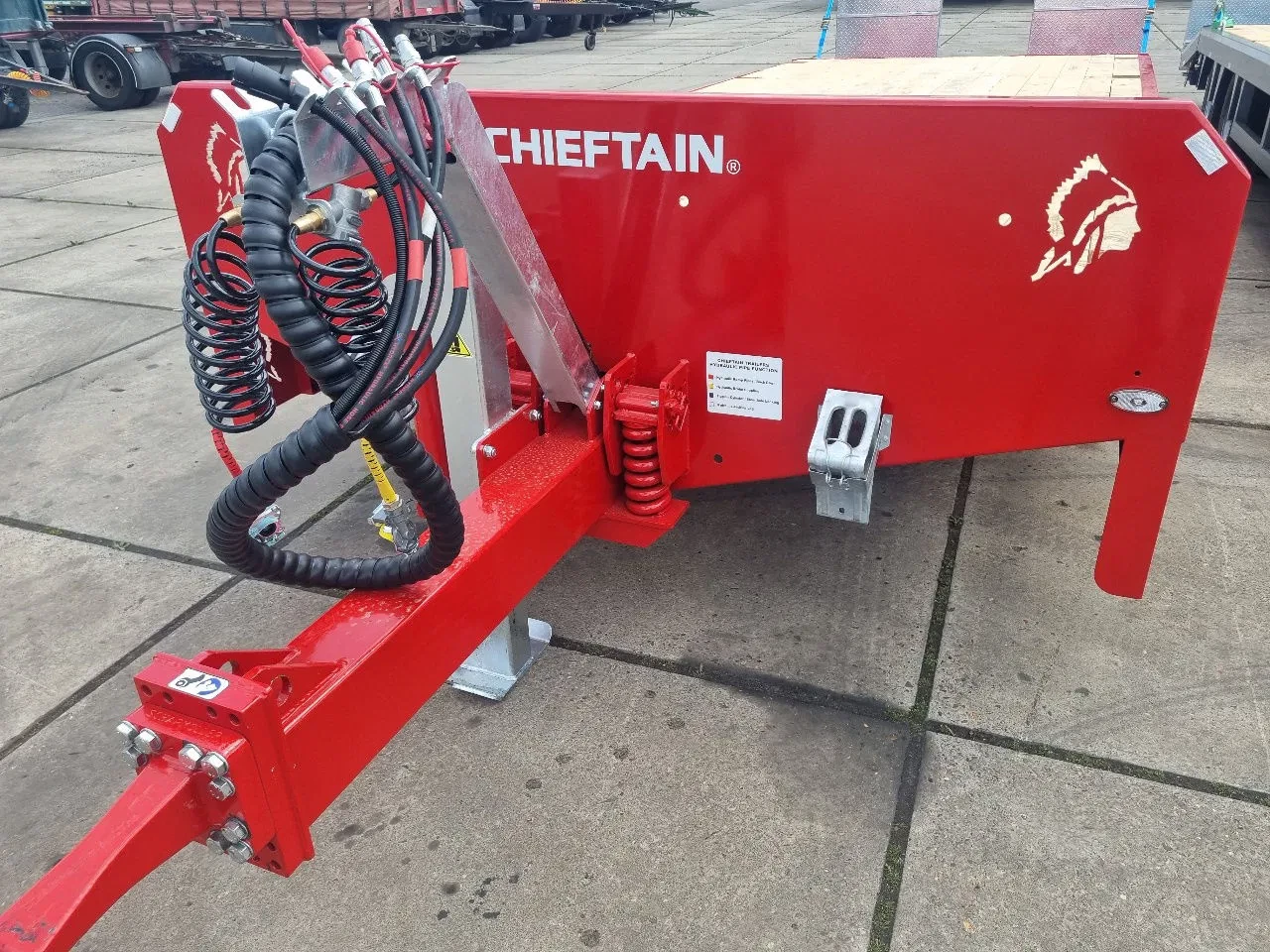 CHIEFTAIN 2025 - NIEUW!! OP VOORRAAD!! 2as middenas langzaamverkeer hydr rampen en steunpoten voor en achter imagen 11