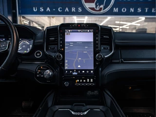 Dodge Ram 1500 2024 - Limited Night | 5.7L HEMI V8 4x4 Crew Cab image 12