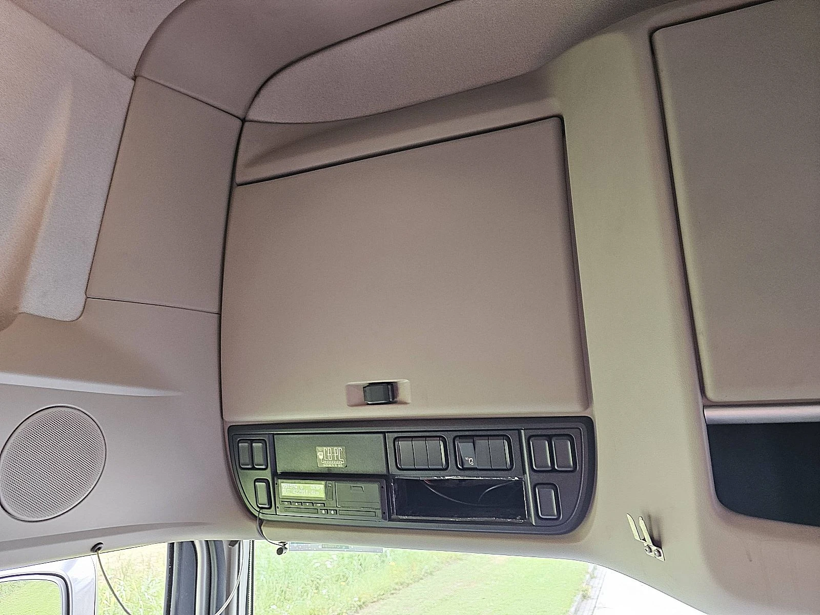 DAF 2022 - XF 530 image 15