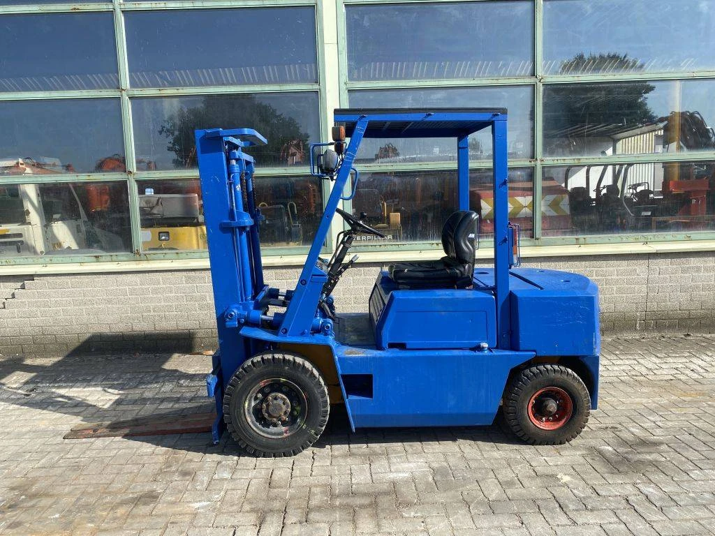 Komatsu 1994 - FD 28-10 image 1