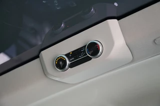 Ford Tourneo Custom 2026 - 340 2.5 PHEV L2H1 Titanium X 232pk | ACC | Pano | B&O | Elek. schuifdeuren | 360 camera | Elek-Trekhaak | Prijs excl. BTW | Rijklaar image 51