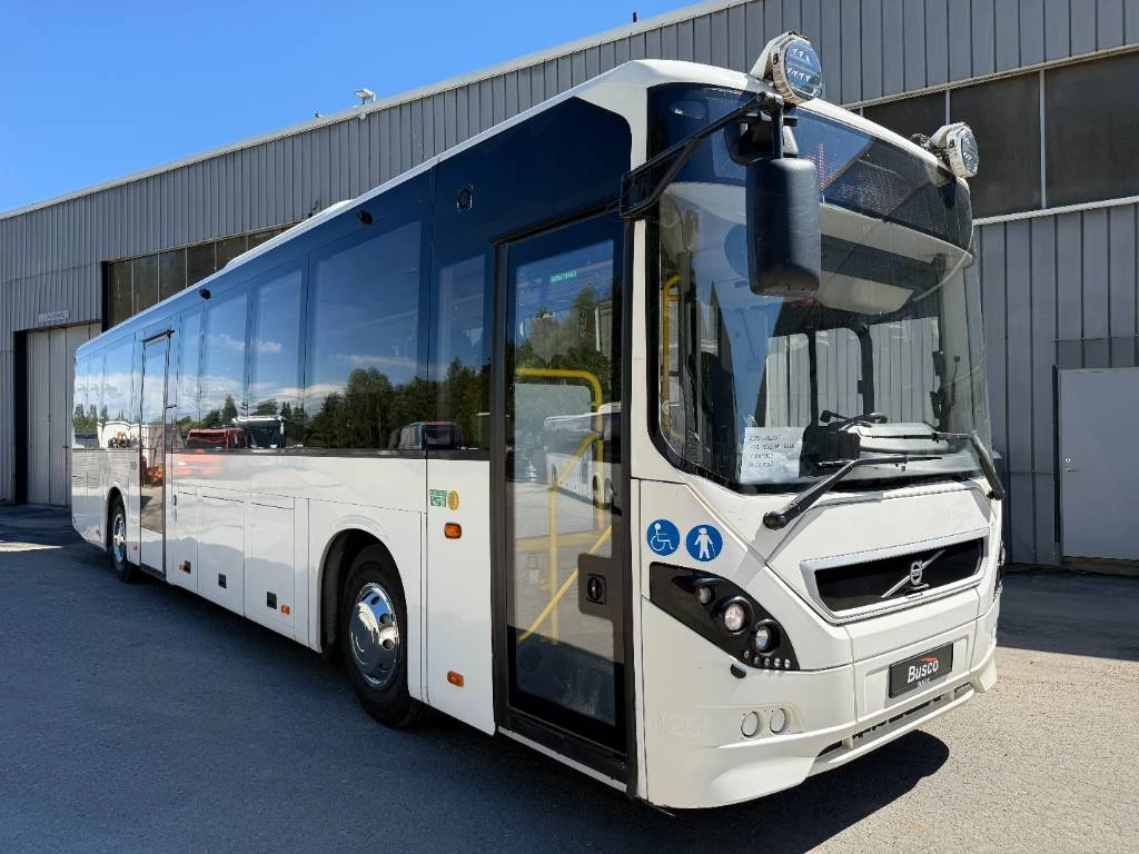 Volvo 2017 - 8900. 12,2m. 20 Units! imagem 1