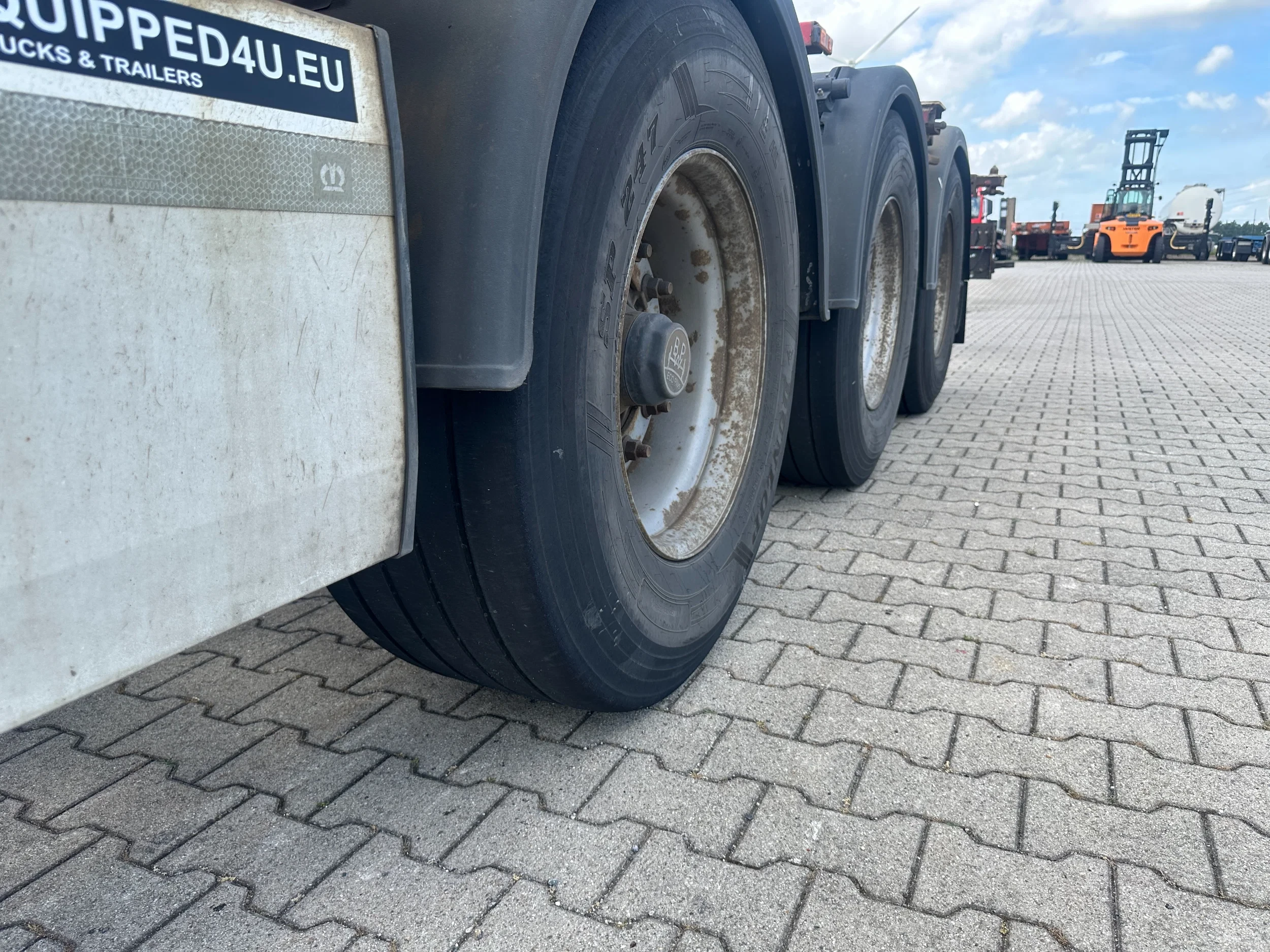 Krone 2015 - 40FT HIGH CUBE / BPW / DRUMBRAKES / NL-CHASSIS afbeelding 34