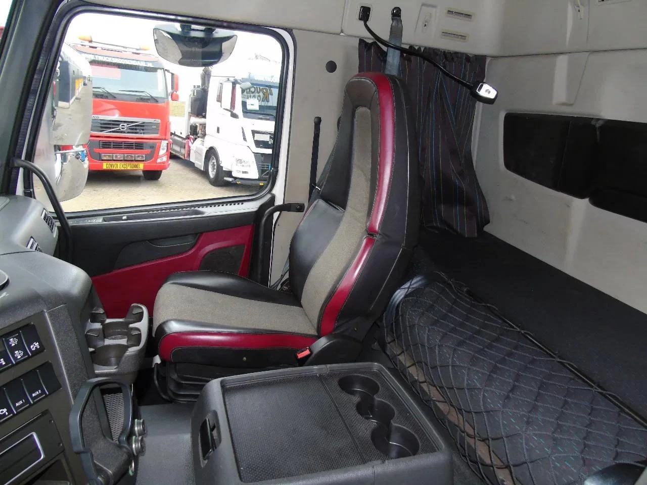 Volvo FMX 2017 image 13