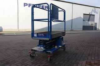JLG 2017 - Power Tower Electric, 5.10m Working Height, 250kg image 2 miniature