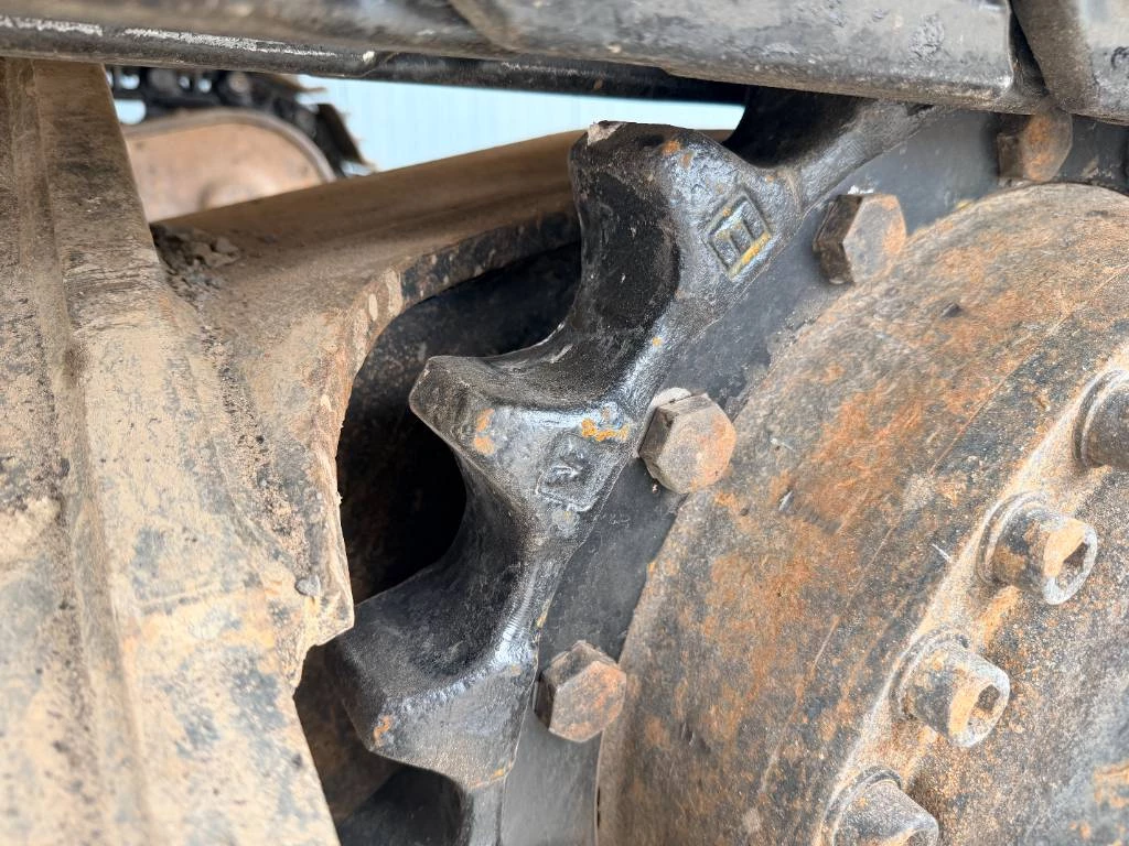 Cat 2020 - 320 07C | NEW UNDERCARRIAGE immagine 25