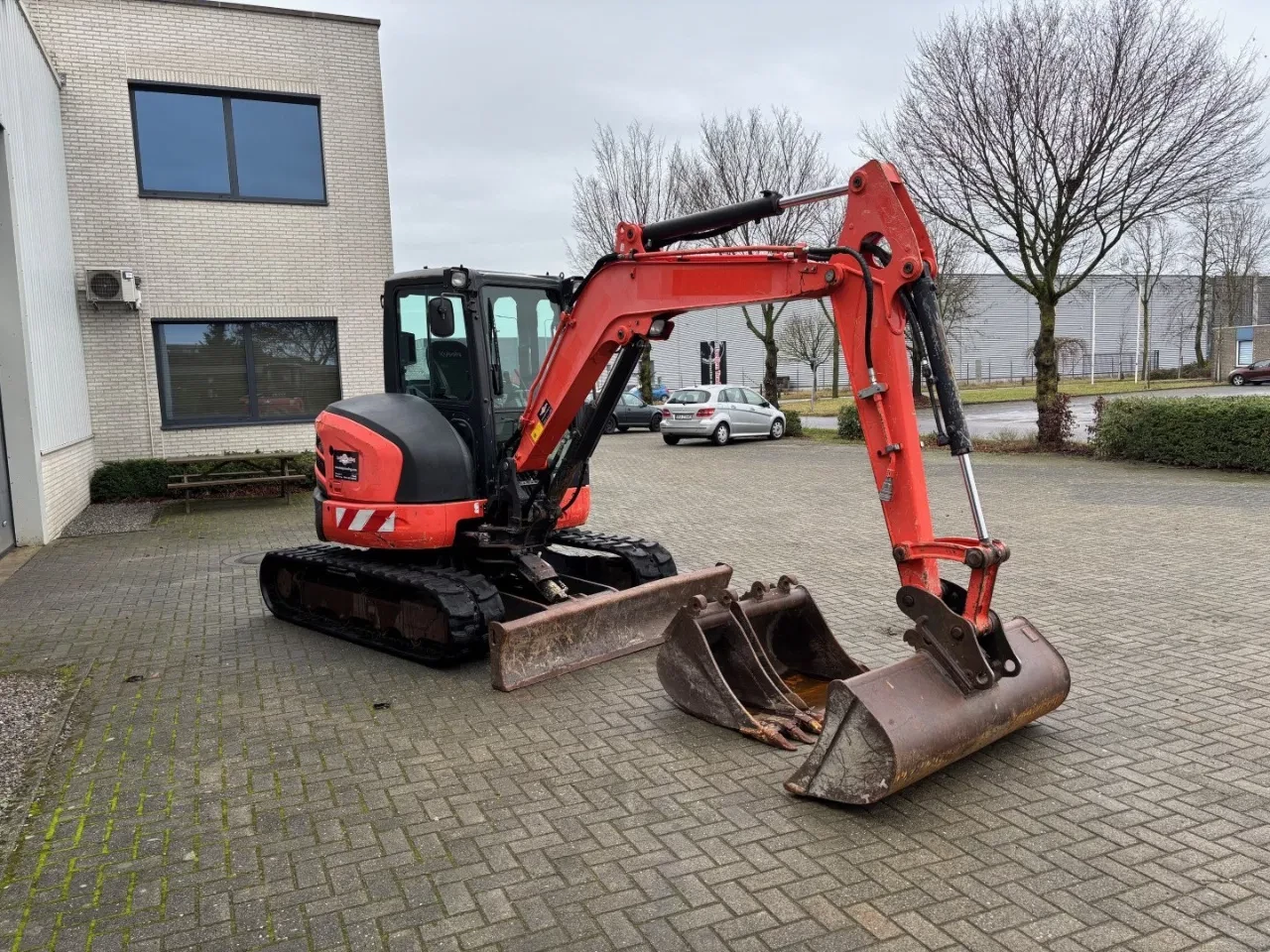 Kubota 2015 - U48-4 Mini excavator, 3 buckets, 2015 year !! afbeelding 3