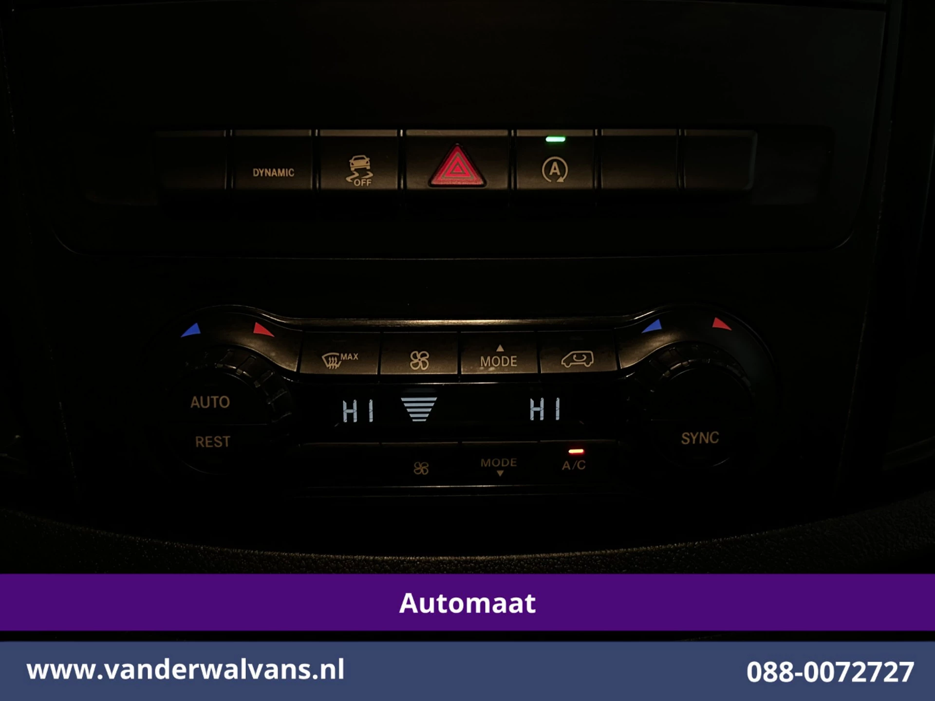 Mercedes-Benz Vito 2021 - 114 CDI 136pk 9G-Tronic Automaat L2H1 Euro6 Airco | Camera | Navigatie | Imperiaal | 2500kg Trekhaak | Apple Carplay image 8