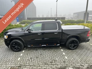 Dodge Ram 1500 2018 - 4X4 5.7 V8 4x4 Crew Cab Laramie black out lpg imagem 3