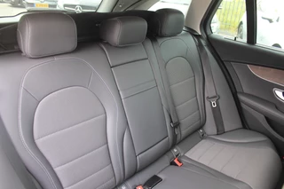 Mercedes-Benz C-Class 2020 - Estate 300e AUT9 AMG Line KEY-LESS GO COMAND CARPLAY image 21