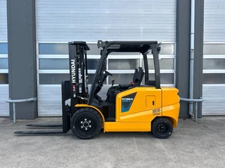 Hyundai N/A 2026 - 35BE-X elektrische heftruck 3-delige 4700mm mast t te koop
