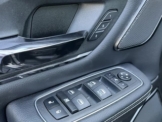 Dodge Ram Pick-Up 2024 - 5.7i V8 HEMI eTorque 400PK CREW CAB REBEL GT | BPM VRIJ | RAMBOX | LUCHTVERING | LPG | LAADBAKKLEP | TREKHAAK | PANODAK | 360CAM | DIGITAAL DASHBOARD afbeelding 48