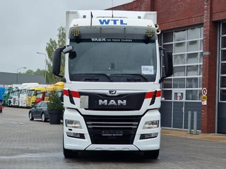 MAN TGX 2019 - 26 510 6x2 - Box with sidedoors - Retarder - Loadlift - Full air afbeelding 2 miniatuur