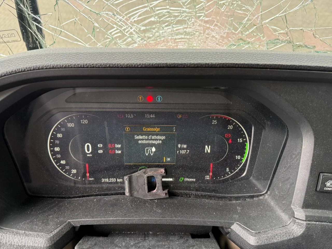 MAN TGX 2021 - 18.510 / RETARDER / !!ONLY:319233 KM!! / ACC / LWDS / AUTOMATIC / EURO-6 / 2021 obrázek 23
