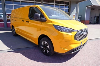 Ford E-Transit 2025 - Cust. 340 L2H1 136PK Trend 65 kWh Automaat afbeelding 2