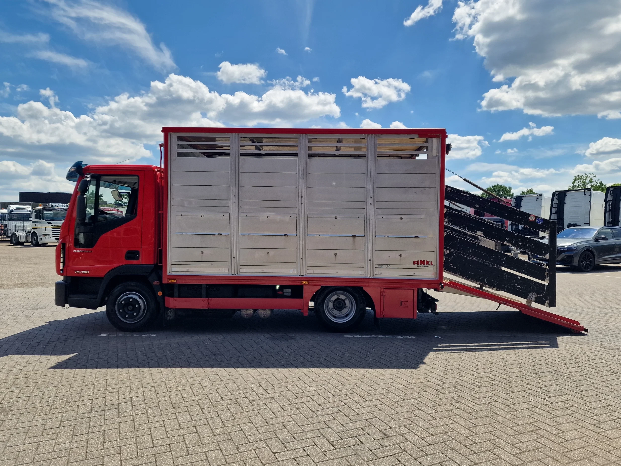 Iveco Eurocargo 2018 - 75.190 - Finkl Livestock 1 deck - 9.07 M 2 - Air suspension - Euro 6 obrázek 5