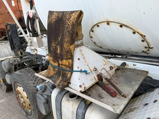Liebherr 804 FSL 2015 - 804 FSL / 8m³ / WATERTANK 500 LITER / POMP NOT INCLUDED / ! EMPTY ! / 2015 bild 10