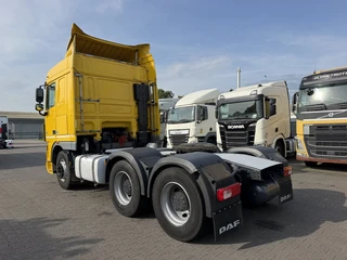 DAF XF 105.460 2011 - 6X4 Spacecab Steelsuspension Manual geabox afbeelding 3 miniatuur
