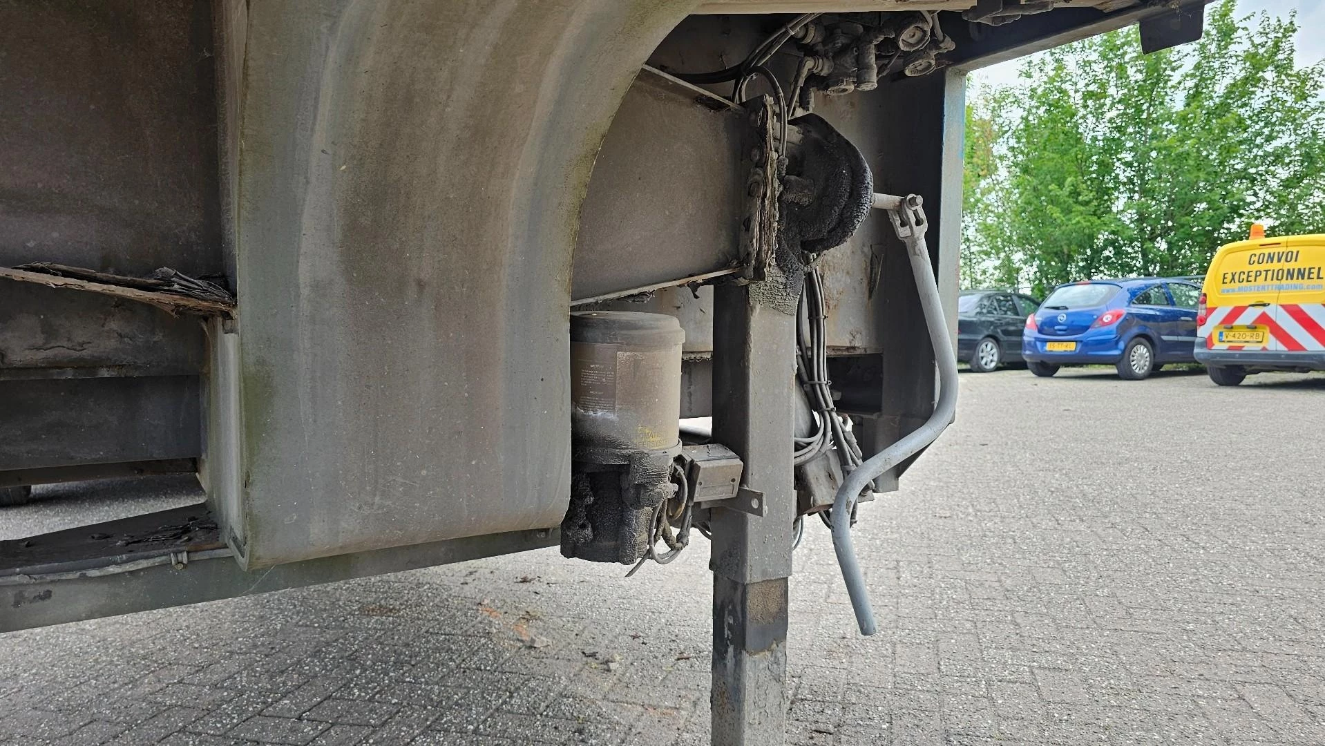 Broshuis E/2190/27 - 6.5 Meters Extendable 2002 image 16