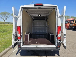 Peugeot Boxer 2024 - 2.2 imagen 13