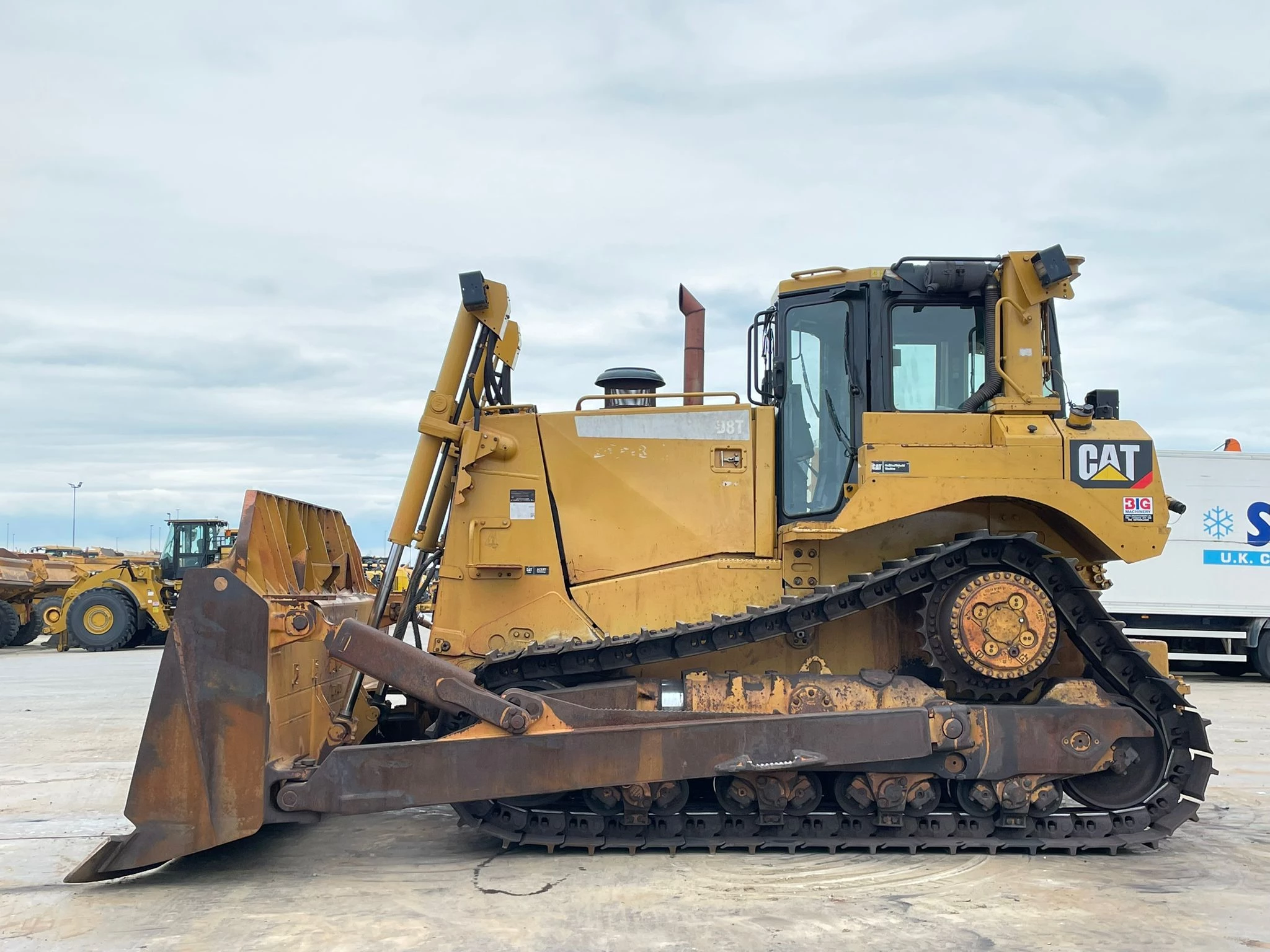 Caterpillar D8T - 2021 Rebuild CE / EPA 2021 afbeelding 1