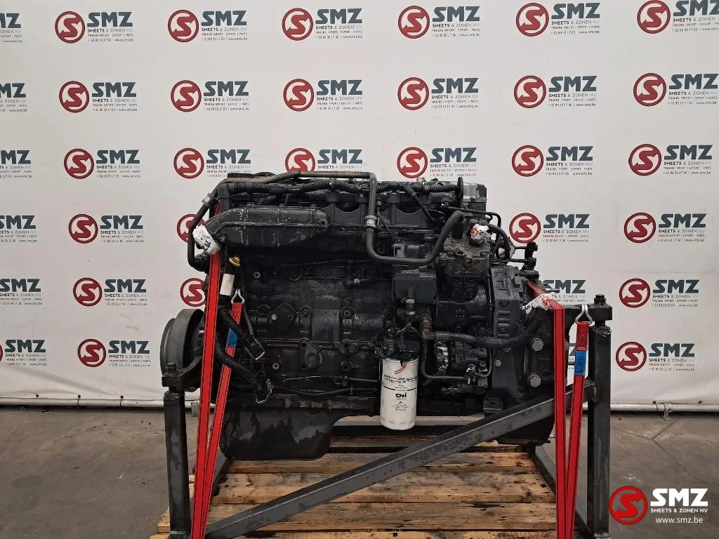 Iveco 2011 - Occ motor Tector F4AE3681 Iveco image 1