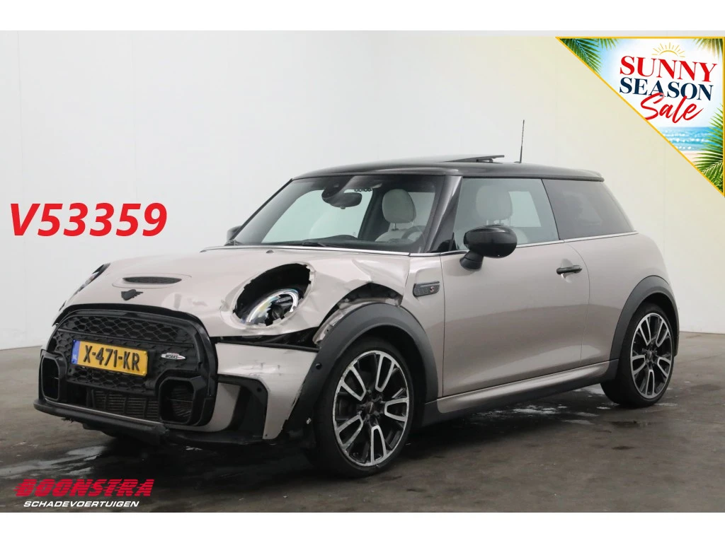 MINI Cooper S 2023 - 2.0 180 PK Aut. JCW Pano LED ACC Leder HUD Camera SHZ afbeelding 1