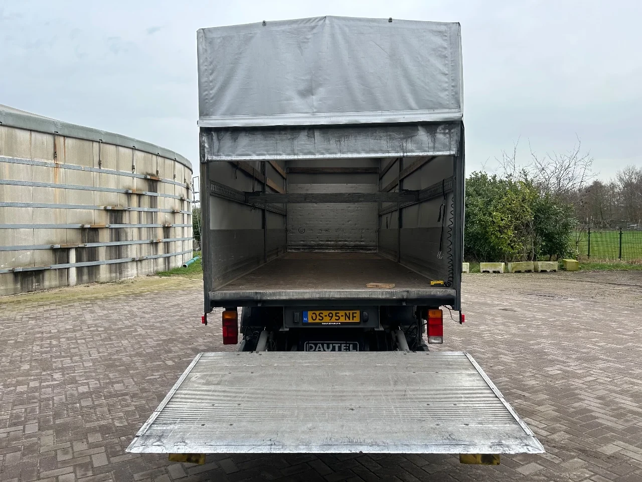 RONNER 2001 - BE OPLEGGER GESLOTEN HUIF 6.5 TON MET LAADKLEP 1000KG image 9