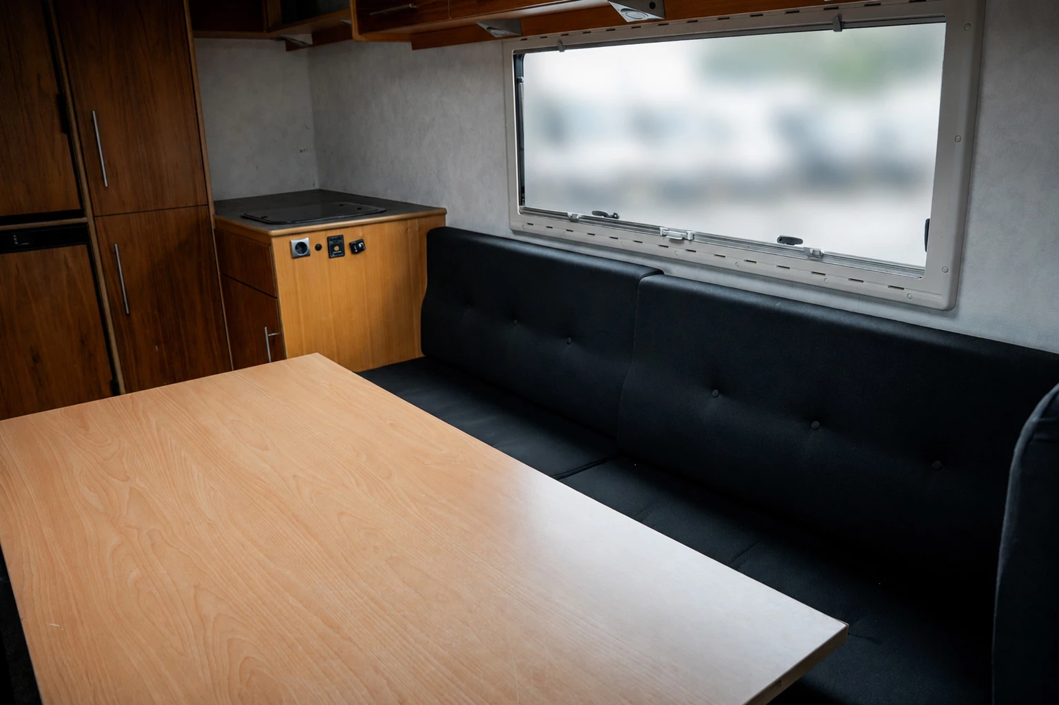Iveco Daily 2017 - 40C18 3.0L 180PK | Camperkandidaat | 1ste Eigenaar | Automaat | Euro 6 | Camera | 3.5T Trekgewicht imagen 24