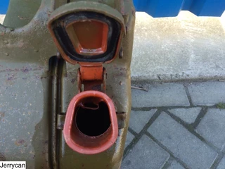 Jerrycan N/A - Jerrycan obrazek 4