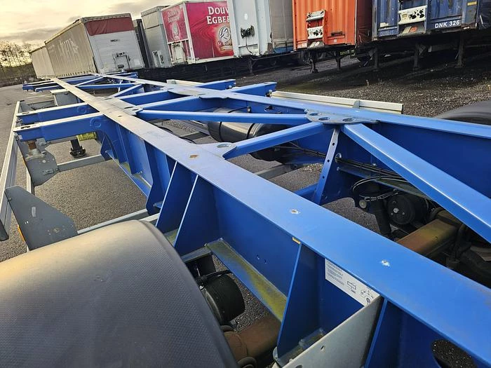 Van Hool A2C001 container CHASSIS -55 foot - 2 X 20 FOOT 45 ft 40 ft. -BPW DISC.-steering axle- 2 pieces -financiering mogelijk 2020 image 34