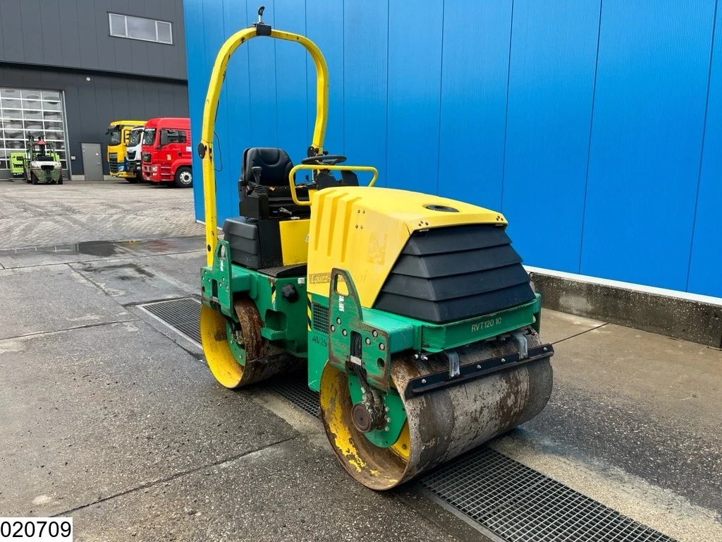 Ammann 2007 - AV26-2 2410H, Yanmar, 20 KW obrázek 2