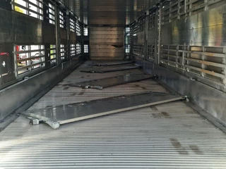 Pezzaioli N/A 2026 - New 3 stock livestock trailer 95.4M2 - Water & Ventilation - Lifting floors - Lifting roof - Lift axle immagine 35