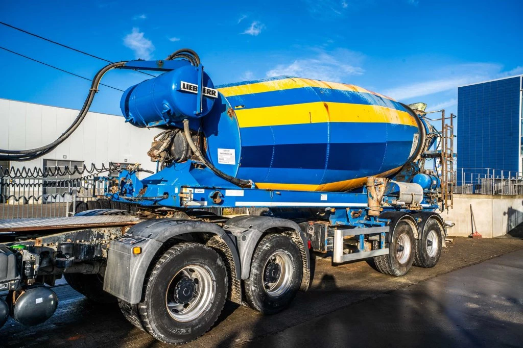 Liebherr 2017 - BETONMIXER-LIEBHERR-12 M3 afbeelding 1