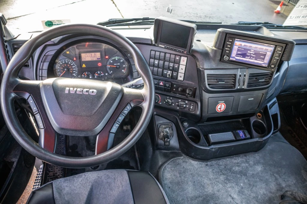 Iveco EuroTrakker 2017 - 400+BAND/TAPIS/BELT-T40 zdjęcie 6