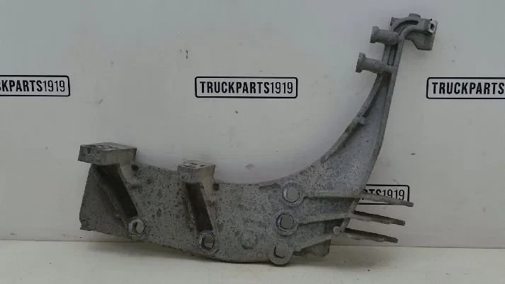 DAF - Body & Chassis Parts Opstap steun Re. DAF afbeelding 1