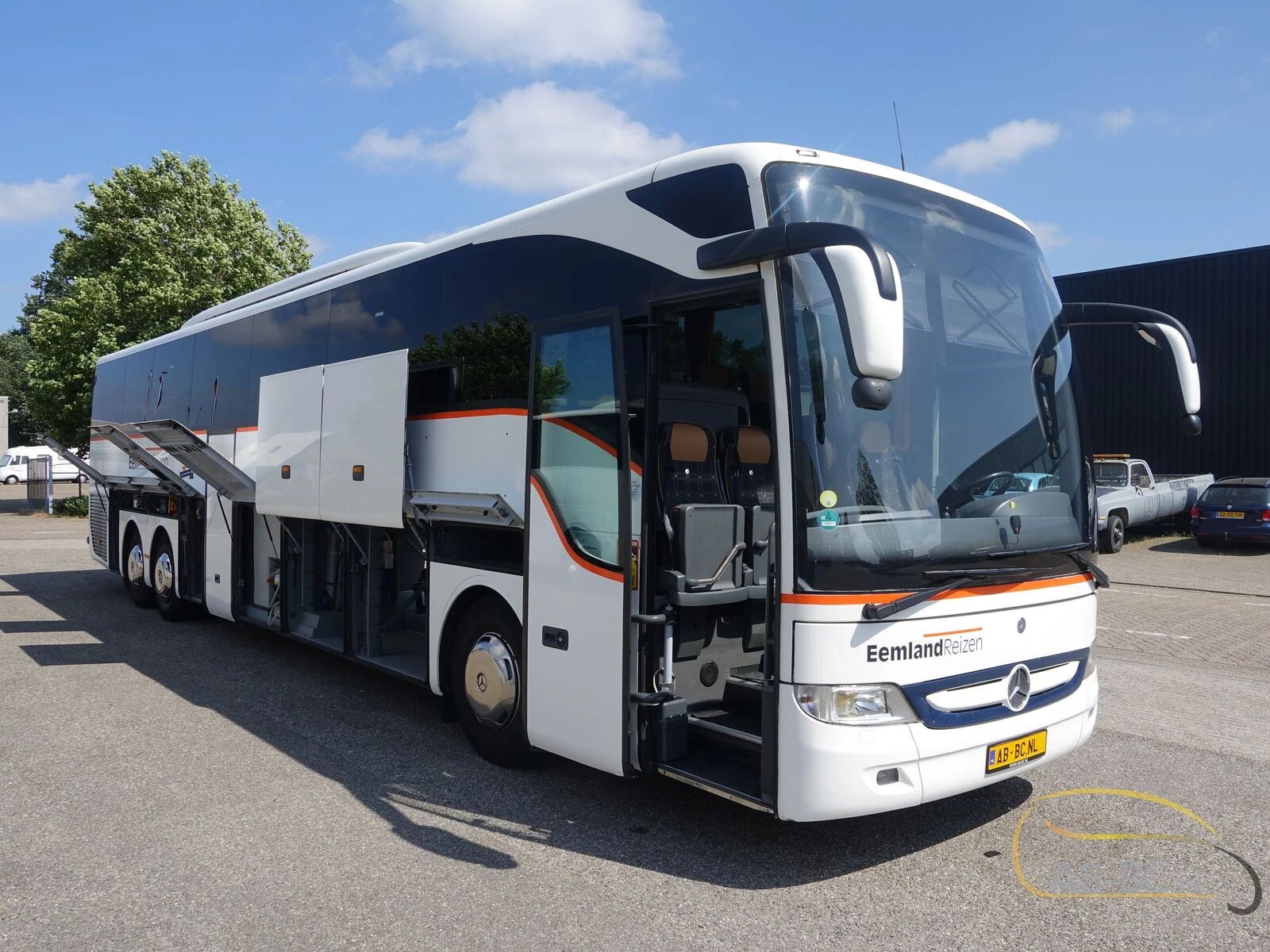 Mercedes-Benz Tourismo RHD-L, 62 Seats, Euro 6 2015 afbeelding 2