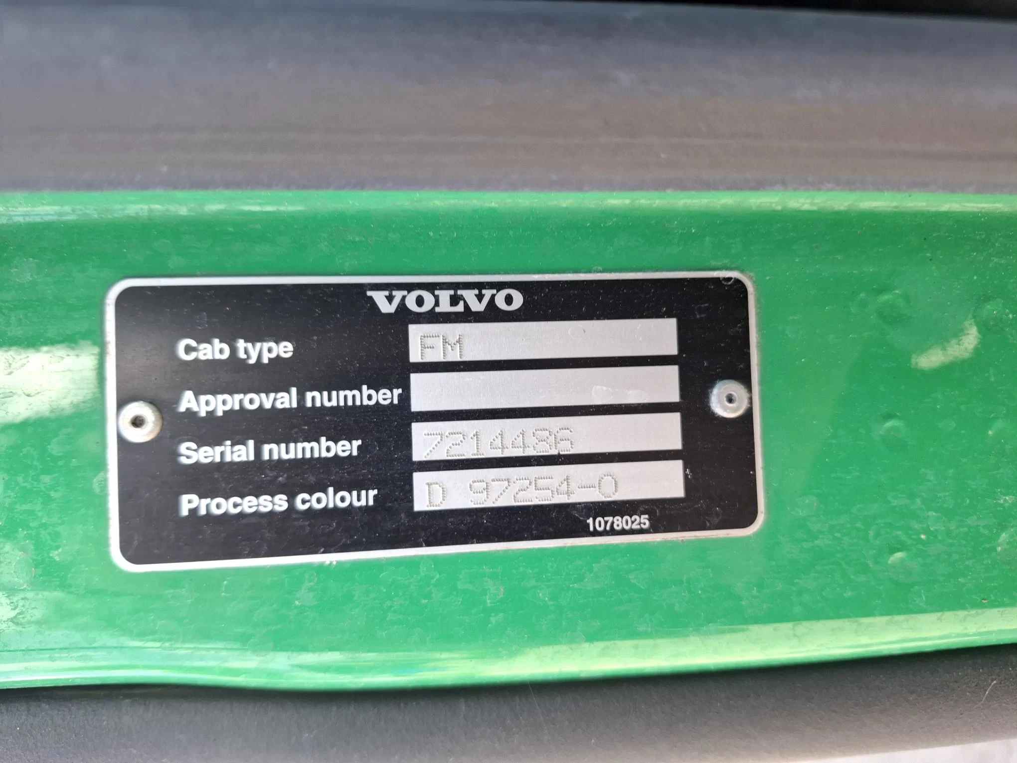 Volvo FM 11.370 2012 - / HMF 1420 REMOTED CRANE / LIFT+LENKACHSE / AIRCO / FRIDGE / AUTOMATIC / EURO-5 / 2012 изображение 41
