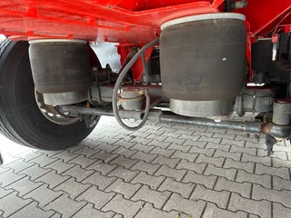 KAESSBOHRER N/A 2026 - new and unused Heavy-Duty flatbed / 690cm extendable / steering axle / lift axle / twistlocks / timberstakes / NL-trailer / APK: 04-2027 imagem 43